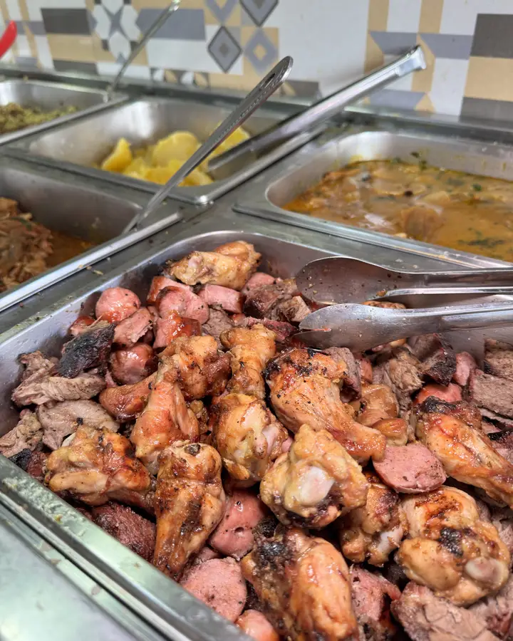 Carnes do almoço